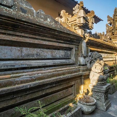 Amel House Ubud Экстерьер фото