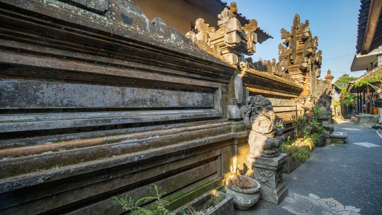 Amel House Ubud Экстерьер фото