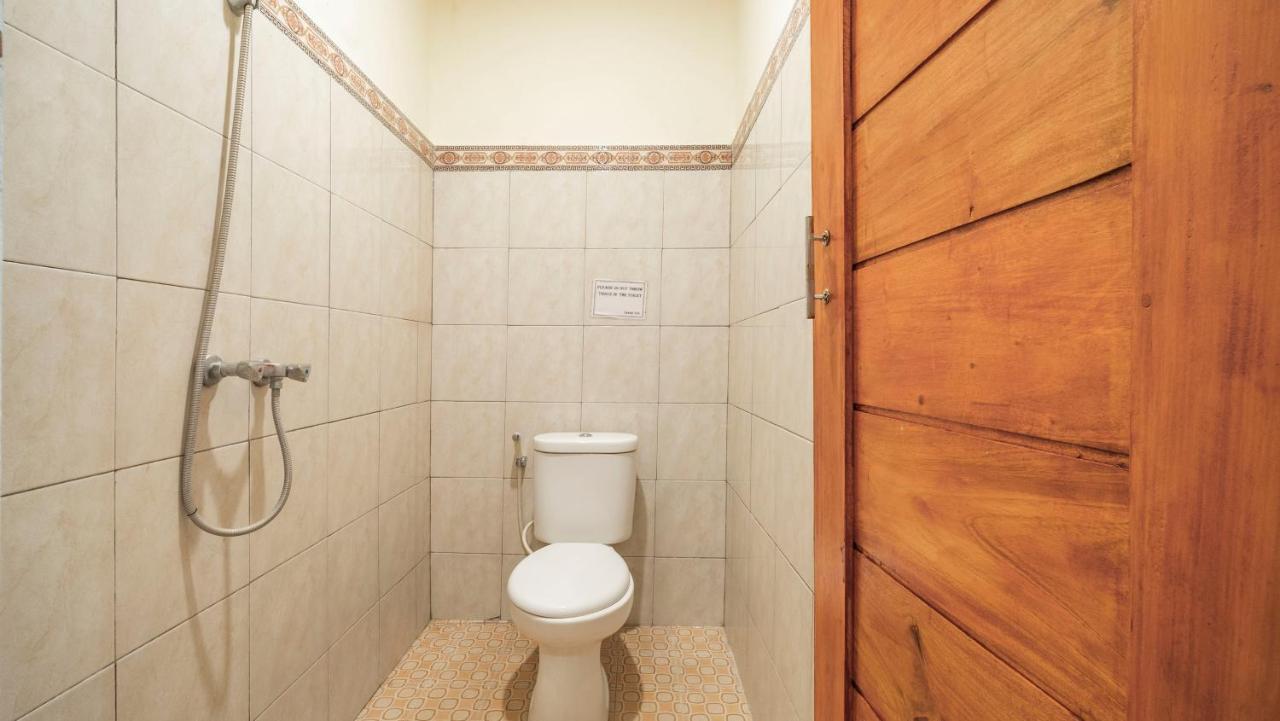 Amel House Ubud Экстерьер фото