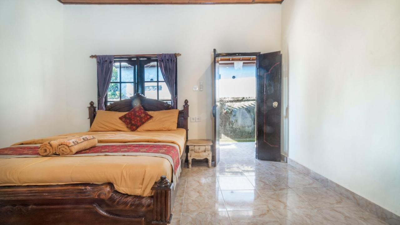 Amel House Ubud Экстерьер фото