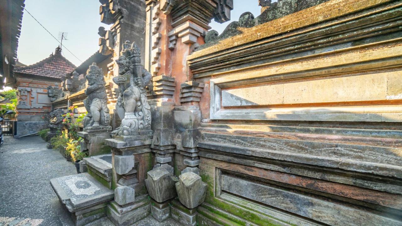 Amel House Ubud Экстерьер фото