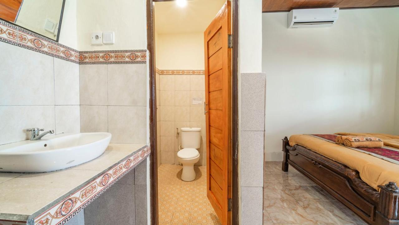 Amel House Ubud Экстерьер фото
