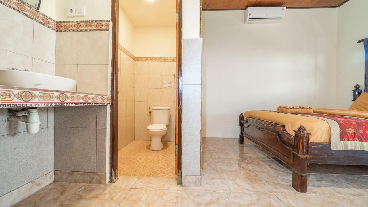 Amel House Ubud Экстерьер фото